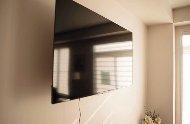 Brand new, Chic 3-bedroom house in delightful Barrie with WiFi, AC