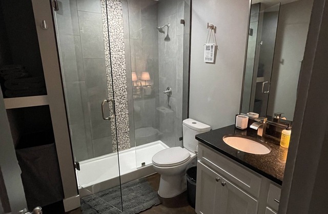 Brand new construction Villa with high end modern amenities!
