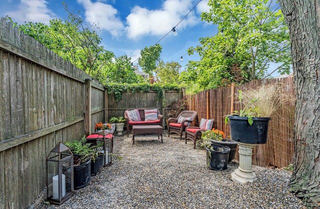 BRAND NEW cottage restoration — 5 min downtown Manasquan, 8 min bike to beach!
