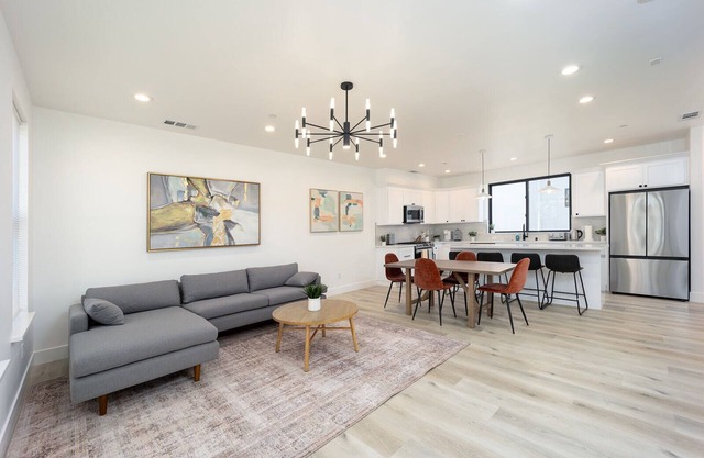Brand New Downtown 3BR Condo - Walk to Everything!