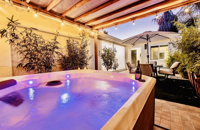 Brand New Dream Outdoor Oasis in Pacific Beach with Hot Tub Parking AC Games