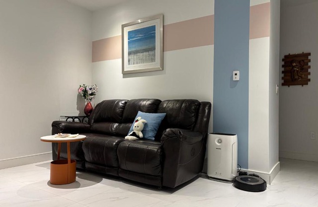 Brand New Family Suite with Parking near UBC
