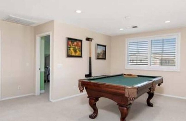Brand new, full kitchen, private Cozy studio AC, WiFi in charming Eastvale