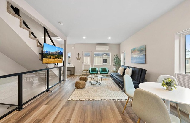 BRAND NEW Fully Updated Condo 918 in Anacortes