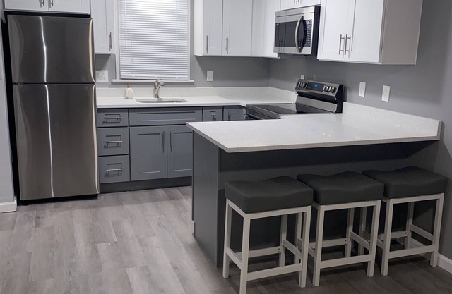 Brand New Gorgeous 2 Bedroom 1 Block from Beach!!!