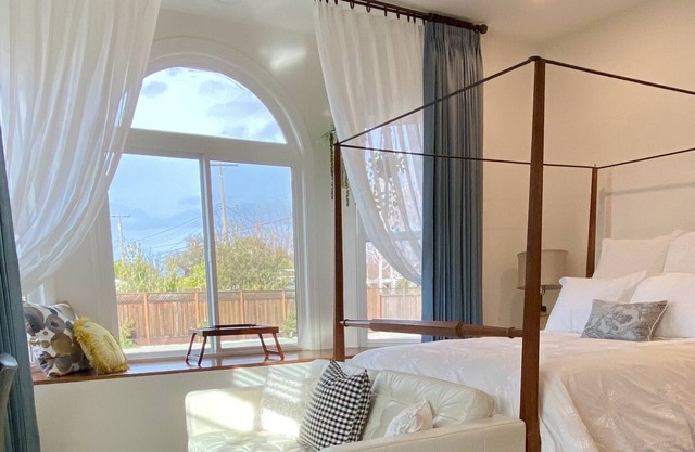 Brand New! Guest House - Modern Stylish & Central