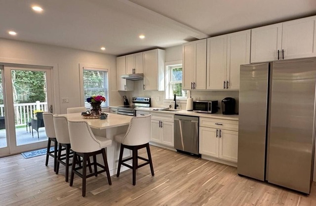 Brand New!!!!!Guest House in Edgartown, MA