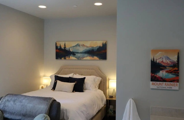 Brand New Guest Suite near Downtown Bothell & UW
