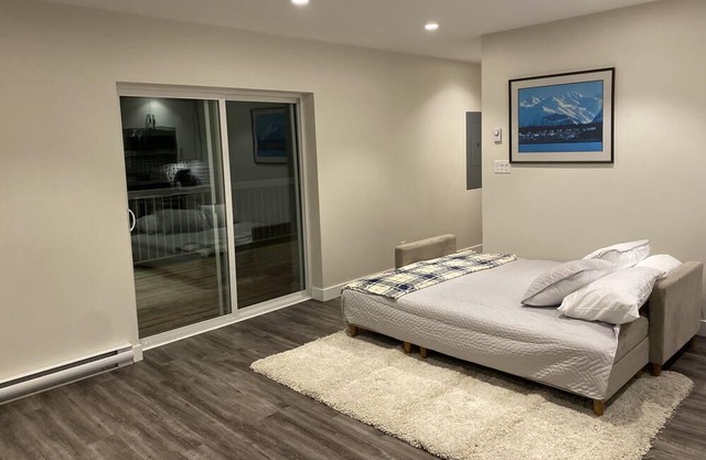 Brand New Halfmoon Bay Forest Escape