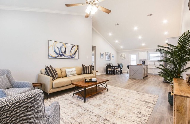 Brand New Home! Clean, comfortable, and close to the freeway