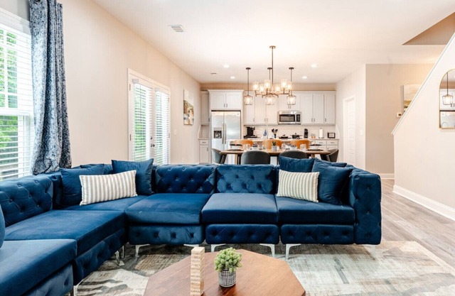 Brand new home - Luxurious and Cozy Retreat! Close to Fort Benning