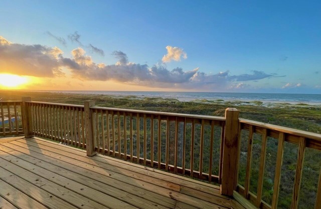 Brand new home on the beach in Matagorda
