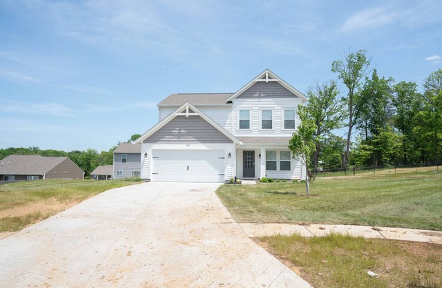 Brand new home less than 30 mins away from Louisville's favorite destinations!