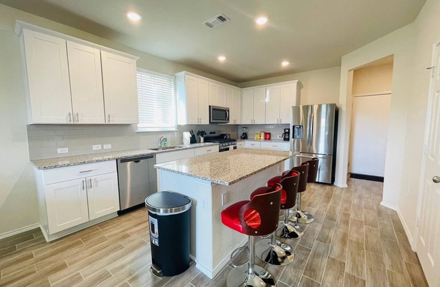 Brand New House in Manor