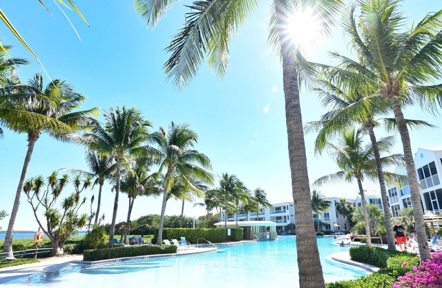 Brand New Listing! Beautiful - Upscale newly remodeled Modern Tropical Oasis!