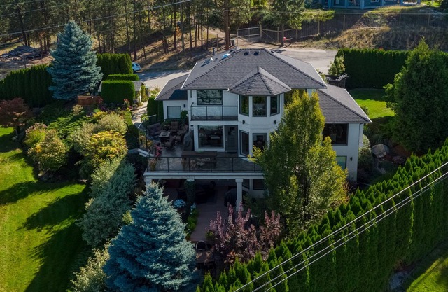Brand New Listing! Private Family Vacation Estate with Lake View and City View.