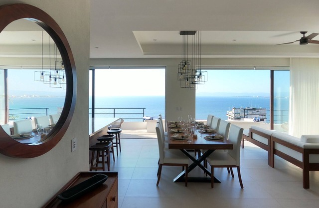 Brand-new Luxury 4 bedroom Villa with unparalleled ocean views from every room