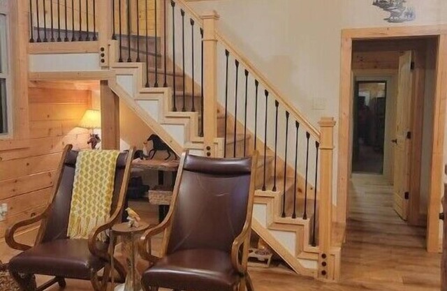 Brand New Luxury Cabin 5 minutes to TIEC