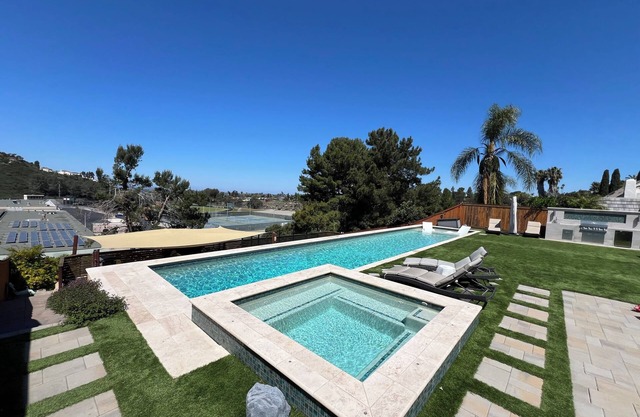 Brand NEW! Luxury Oasis In San Diego, Pool/Spa, Sauna, Fire Pit, BBQ, EV Charger