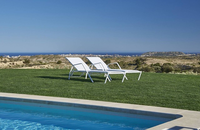 Brand new luxury villa with panoramic sea views, private pool and jacuzzi