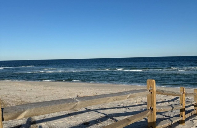 Brand New Mantoloking Beach Block 3BR Townhouse with Dedicated Parking