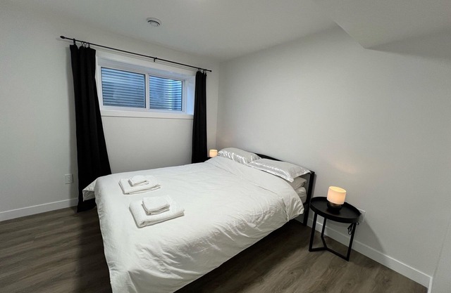 Brand new Modern and Cozy 1-Bedroom Suite!