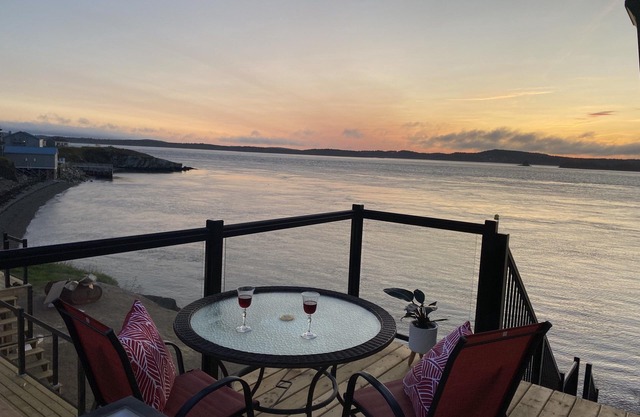 Brand New Oceanfront Sunset Suite in Wilson’s Beach