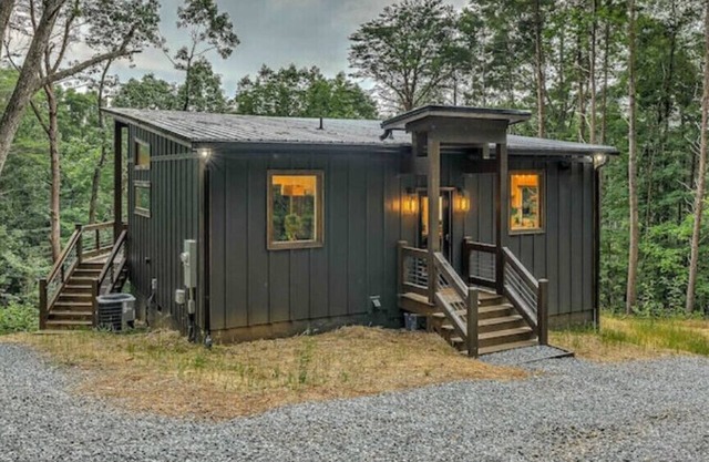 Brand New Relaxing Mountain Retreat