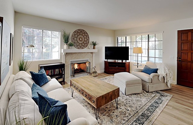 Brand NEW Remodel Single Level 2 Bd 2 Ba 2 Car Garage POOL UTC La Jolla Close to UCSD!