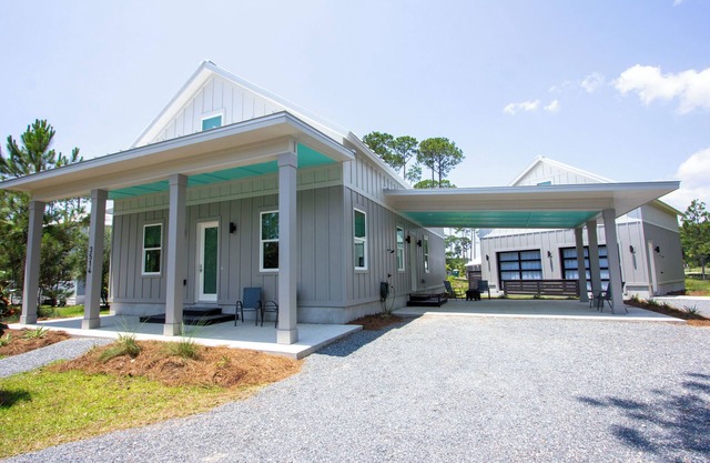 Brand NEW! Starry Night - Resort Pool, Dog Friendly!