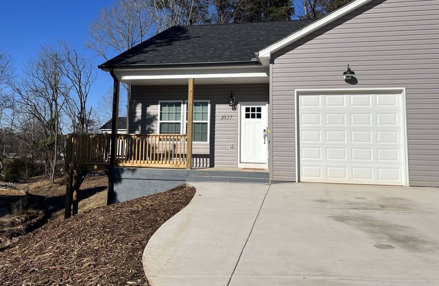 Brand new townhome with open space concept thru out all the home!