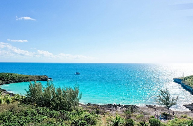 Brand New Waterfront Home on Secluded Cove, Walk to Restaurants, Bars, Stores
