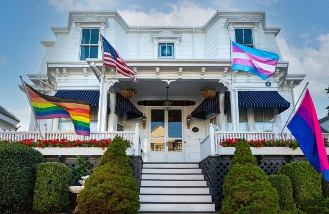 Brasswood Inn