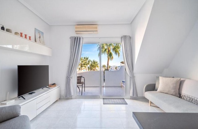 Bravo Hills - Casa Dove