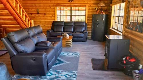 Breathe Inn Off Grid Cabin on 40 Acres