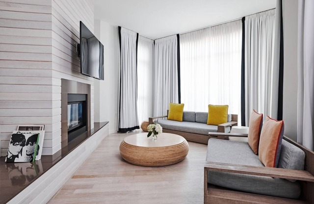 Breathtaking Beach Close from Your Door Steps | Suite w/ Living area