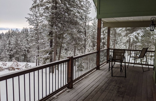 Breathtaking Lodge in New Meadows w/ Amazing Views!