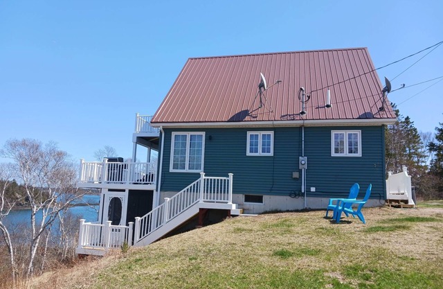 10% Rabatt 29. Juni - 13. Juli Birch Point / Atemberaubende Clifftop Oceanfront View