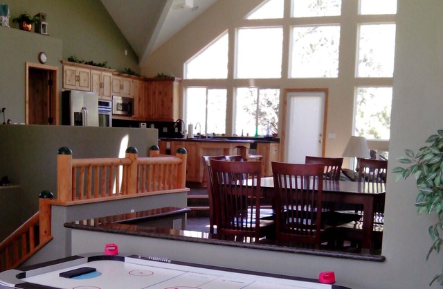 Atemberaubende Pine Mountain Lodge