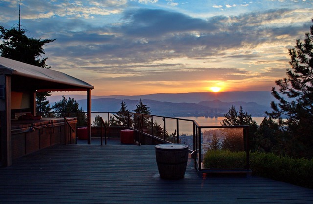 Breathtaking view and privacy just for you and the one you love