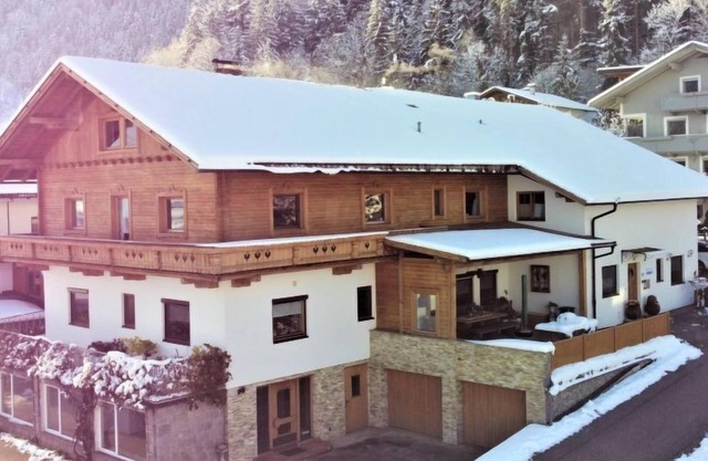 Ferienwohnung Apartment Eberharter in Strass im Zillertal - 6 Personen, 1 Schlafzimmer