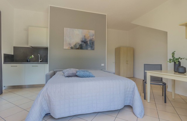 Brezza del Lario Studio by Varenna Holidays