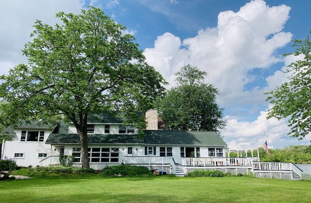 Brian Borus White House Cabin auf der Lake-Ann-Laube