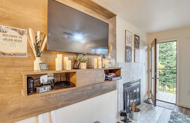 Brian Head Studio Condo w/ Balcony + Mountain View