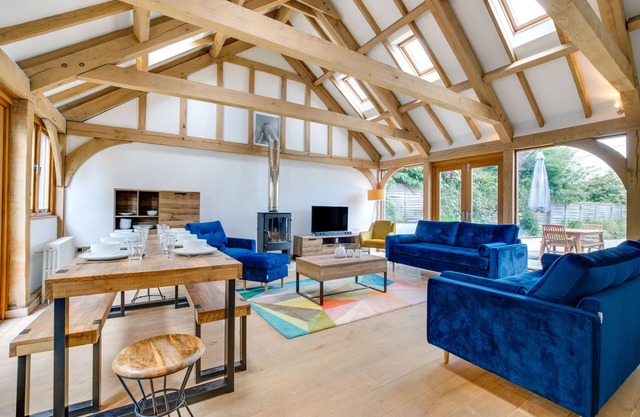 Bridge Cottage - Vier Schlafzimmer Haus, Schläft 8