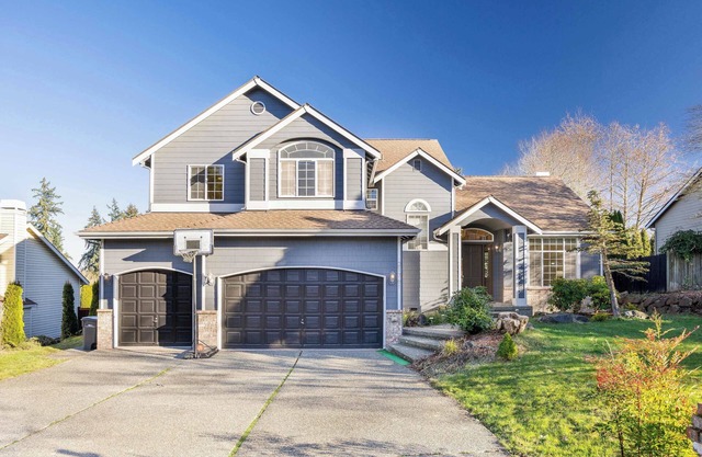 Brier 5BR Retreat w/ Pool Table, Deck, Central AC