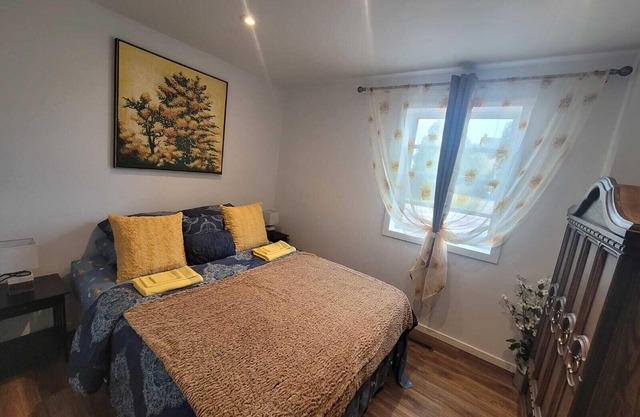 Helle 1-Zimmer-Wohnung, WLAN, Netflix, kostenlose Parkplätze