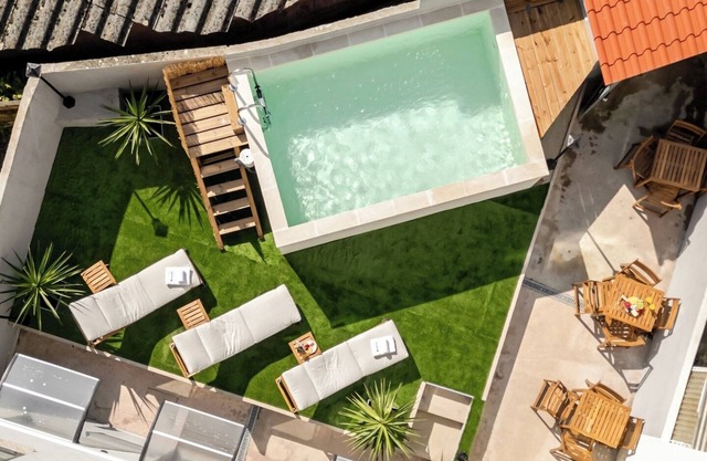 Bright and Practical Flat by HostWise