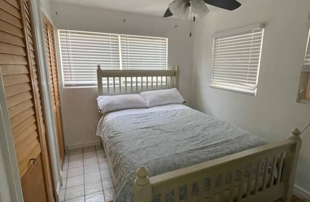Bright airy one bedroom bungalow