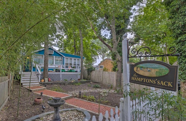 Bright and Colorful East Hampton Home with Patio!